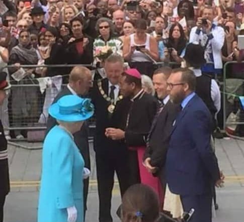 Clockwise: Her Majesty the Queen and Duke of Edinburgh. Mayor of Barking and Dagenham Simon Bremner, Rt. Rev. Trevor Mwamba, Leader of the Council of Barking and Dagenham Councilor Darren Rodwell; and CEO of the Council Chris Naylor. Photo Credit: St. Margaret’s Abby parishioner Circa: 2018